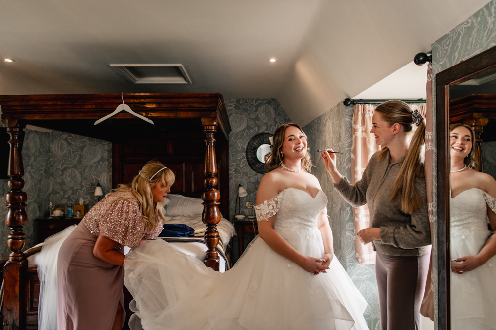 manor house wedding bridal prep 