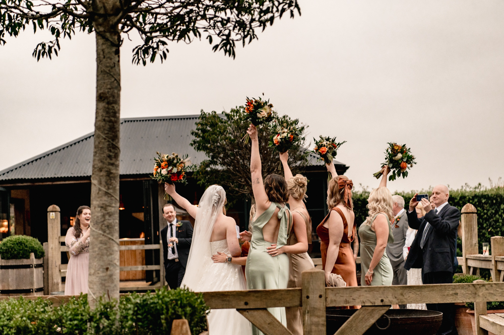 natural wedding photos