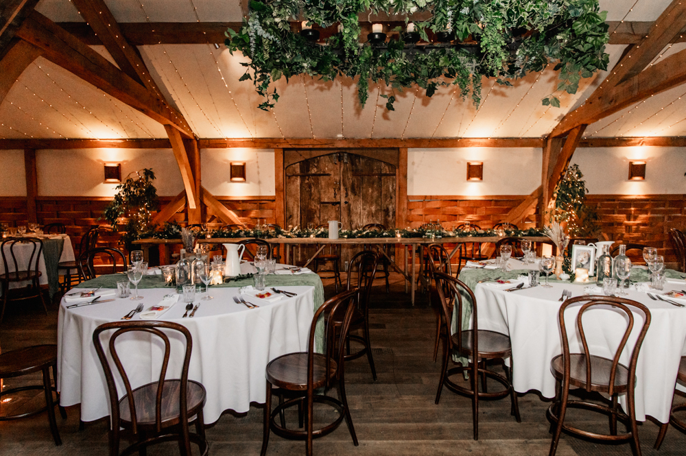 rustic wedding decor