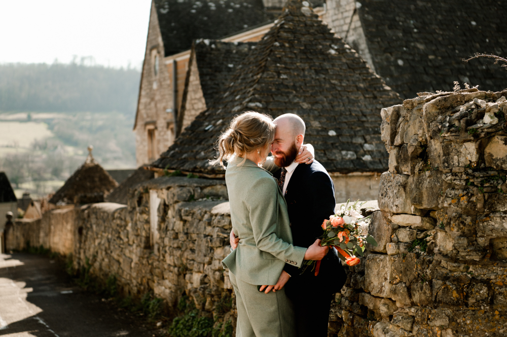 couple engagement photo shoot cotswolds