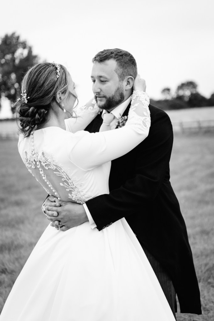 bride and groom timeless wedding photography 