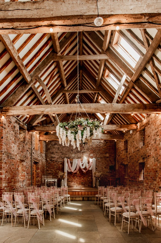 rustic barn wedding milton end farm