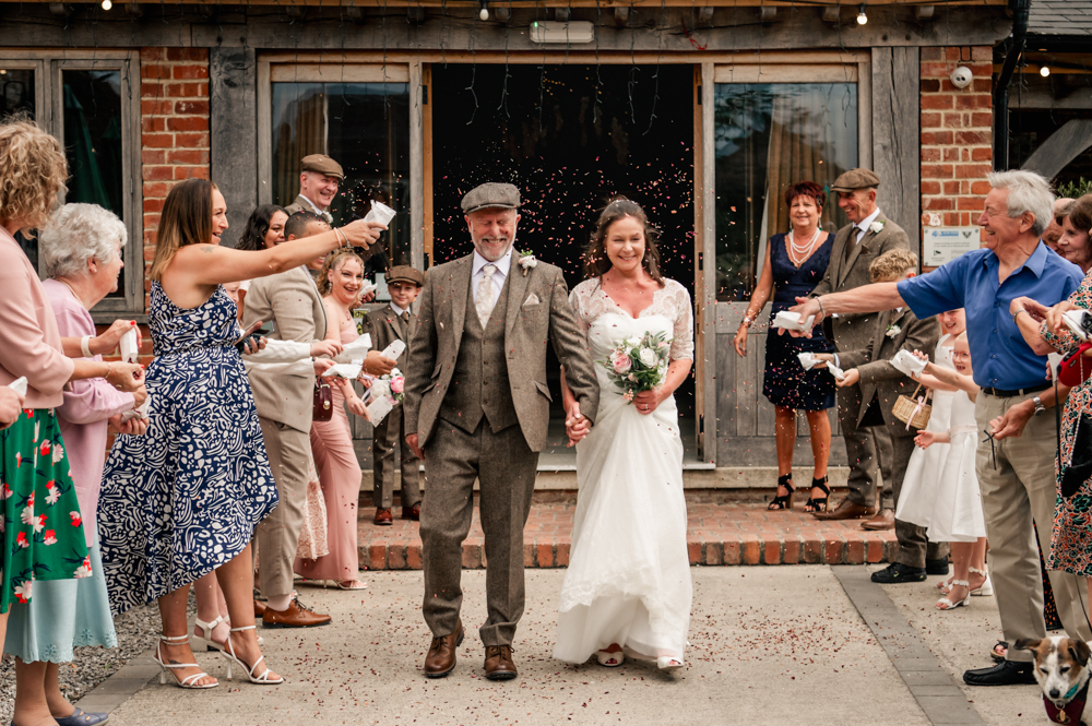 confetti milton end barn