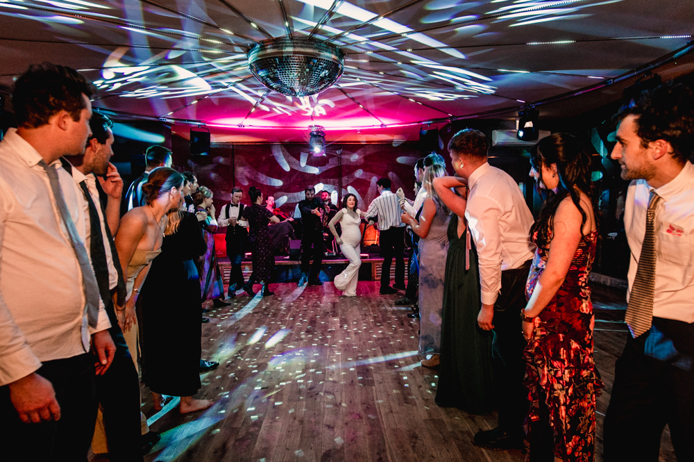 Ceilidh dancing photgraphy at wedding