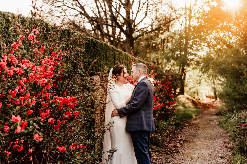 bride and groom spring blooms