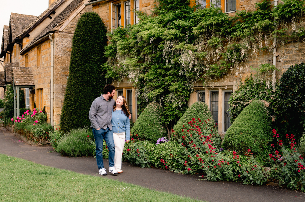 couple photoshoot cotswolds