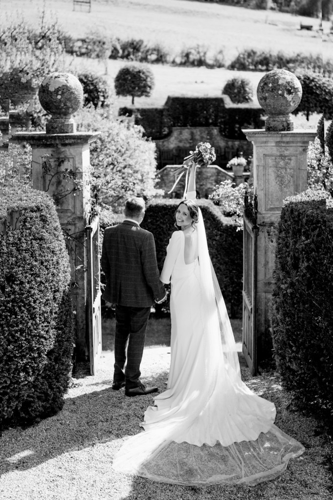 owlpen manor cotswolds