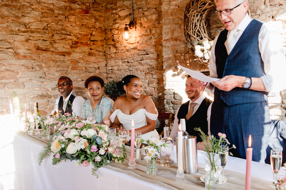 wedding speeches reactions relaxed wedding photography