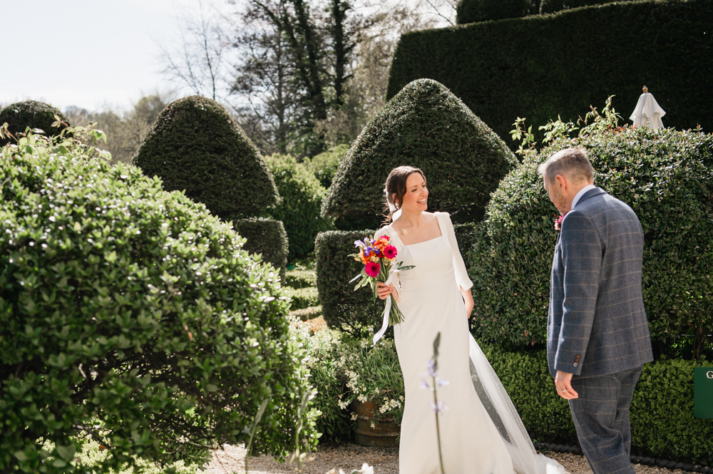 garden wedding owlpen manor cotswolds