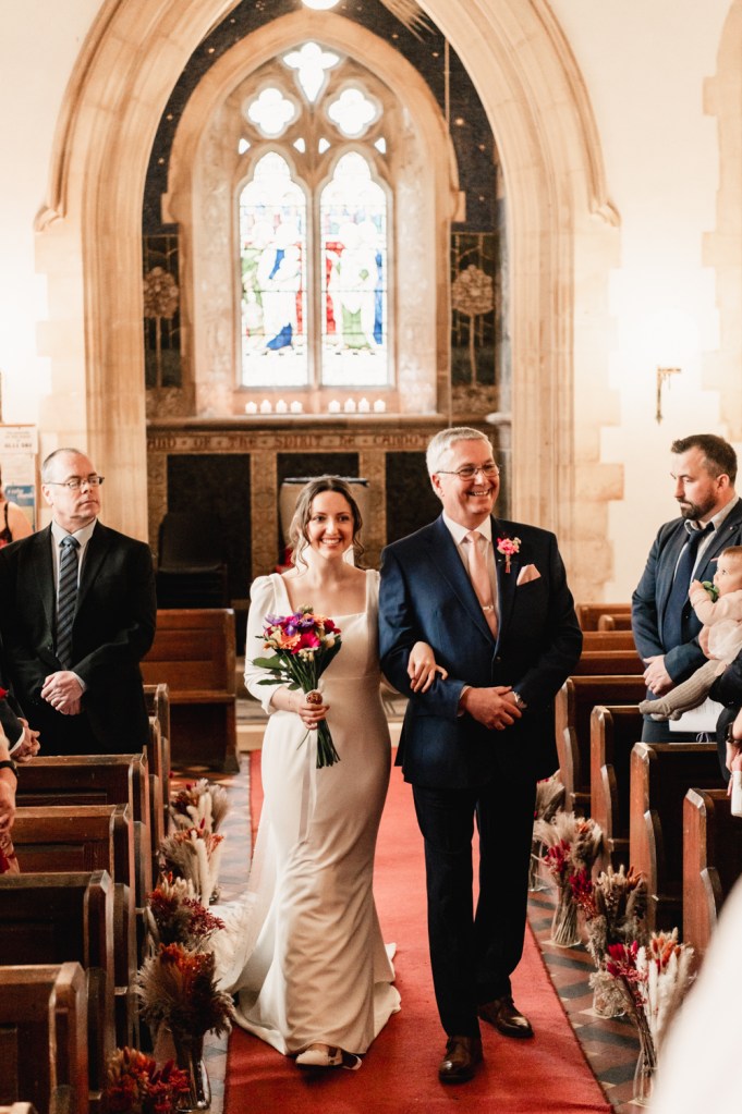 bride and dad owlpen manor cotswolds