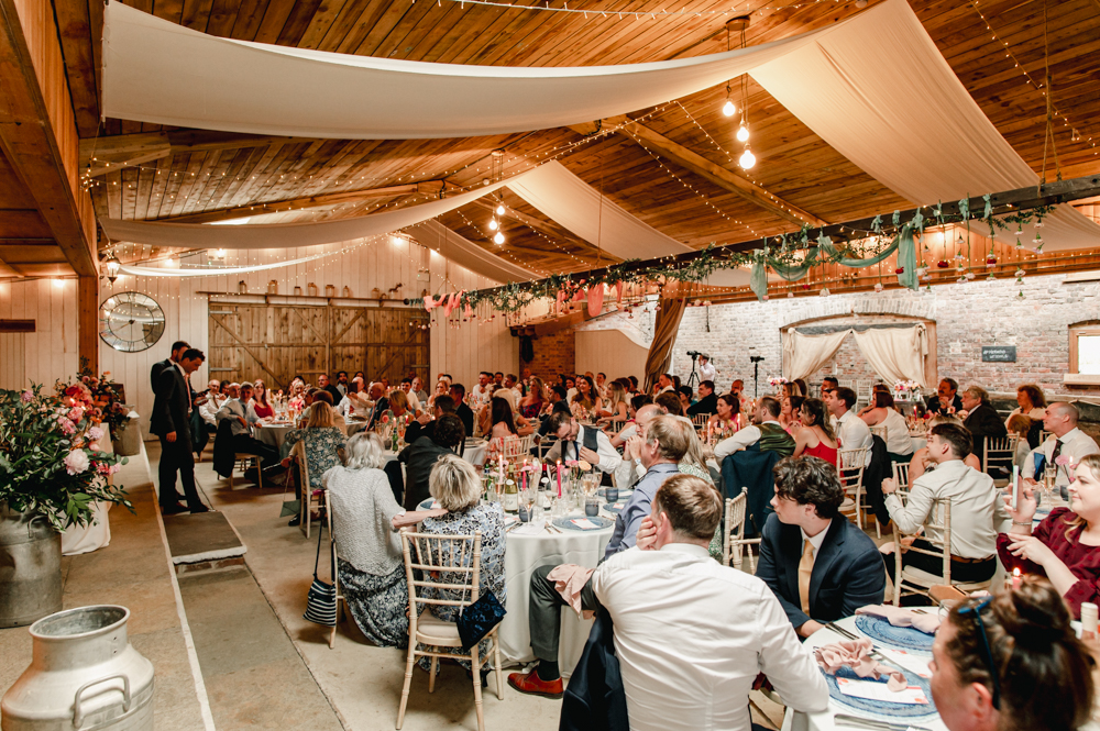 barn wedding gloucesetershire