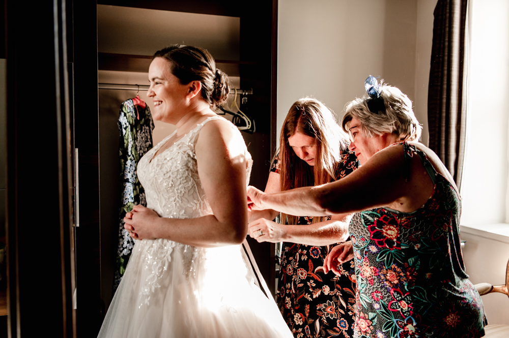bride getting ready