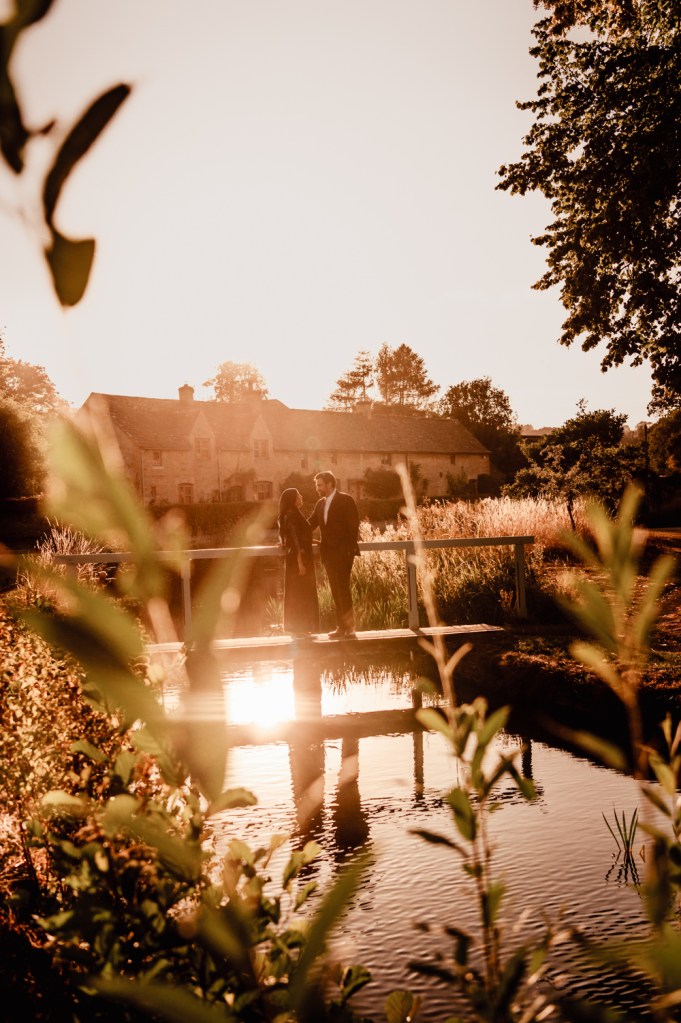 cotswolds engagement photography at sunnet