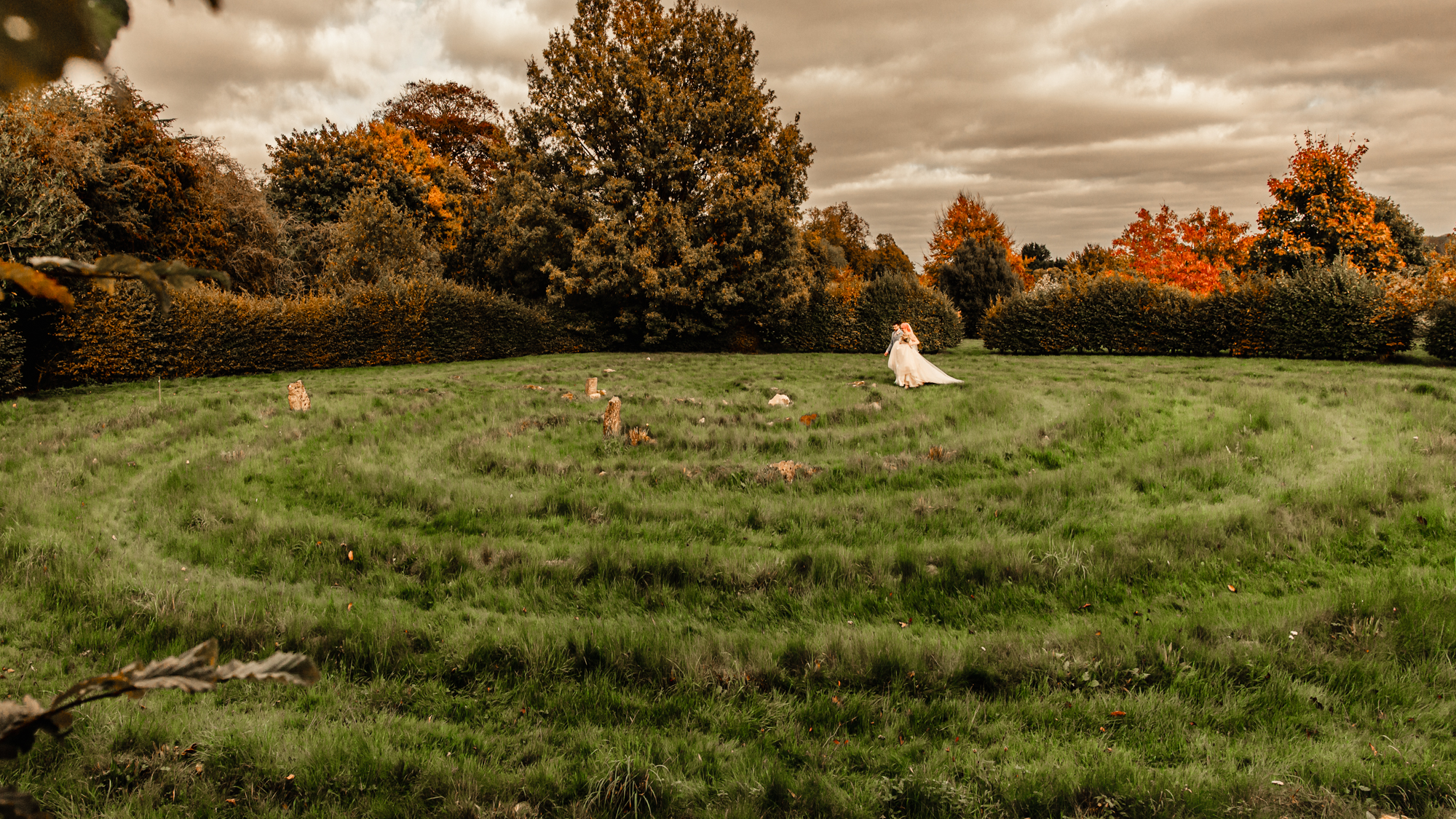 bride and groom at matara centre cotswolds wedding