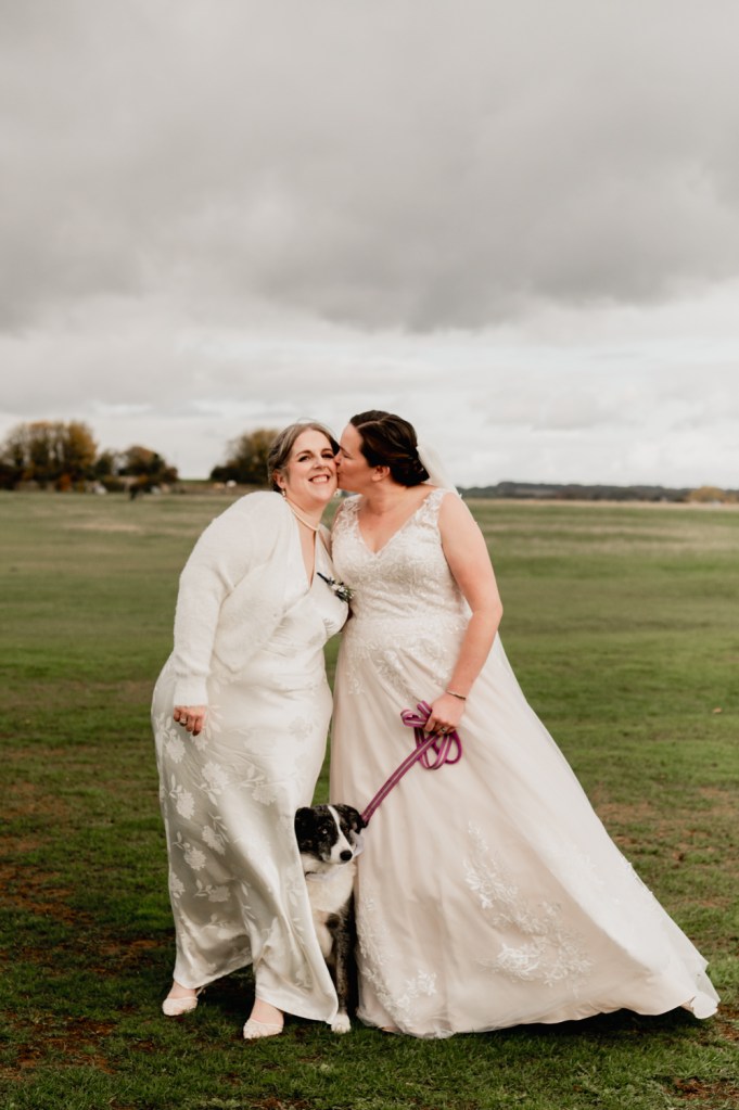 stroud wedding rodborough common