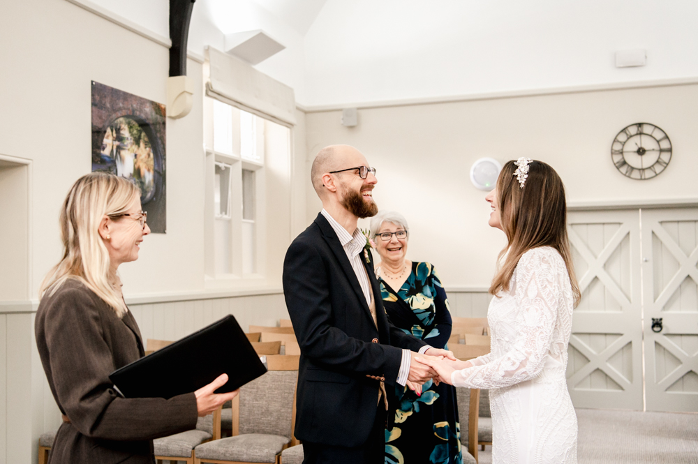stroud registrer office wedding gloucestershire