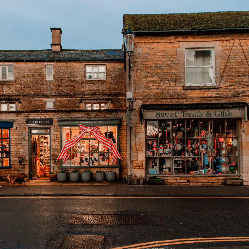 Christmas shops in the Cotswolds