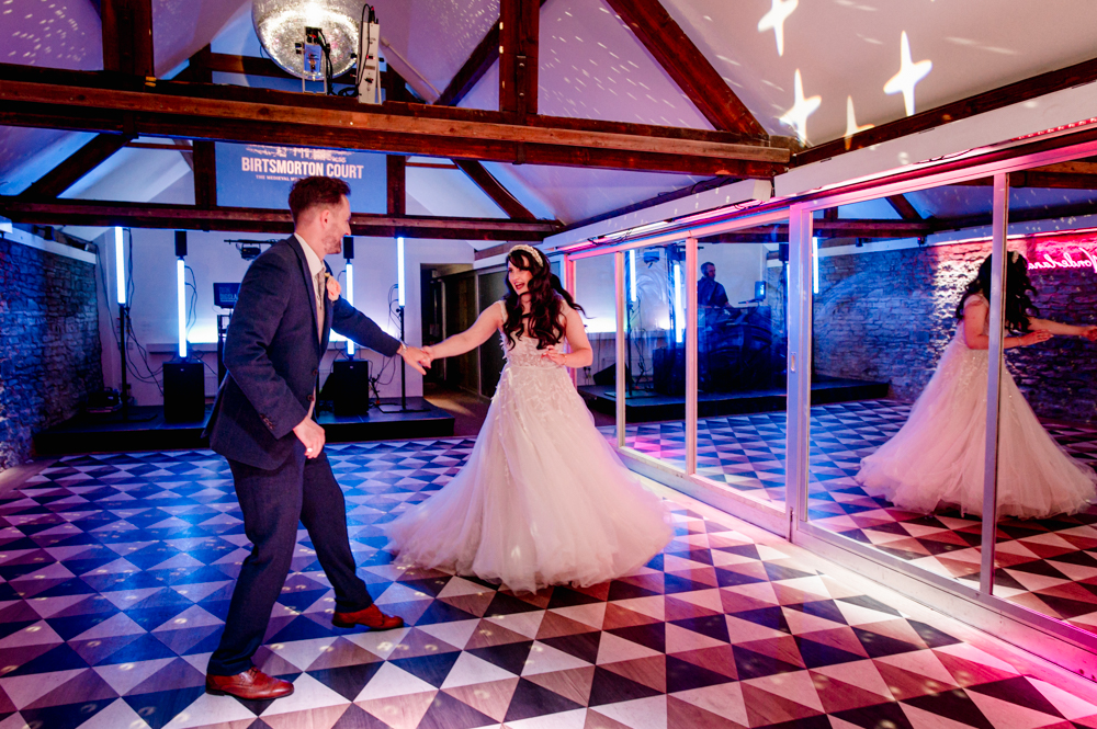 dancing wedding birtsmorton court