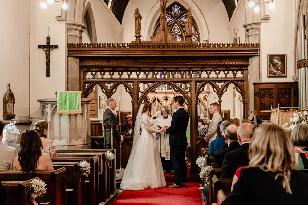church wedding ceremony cotswolds